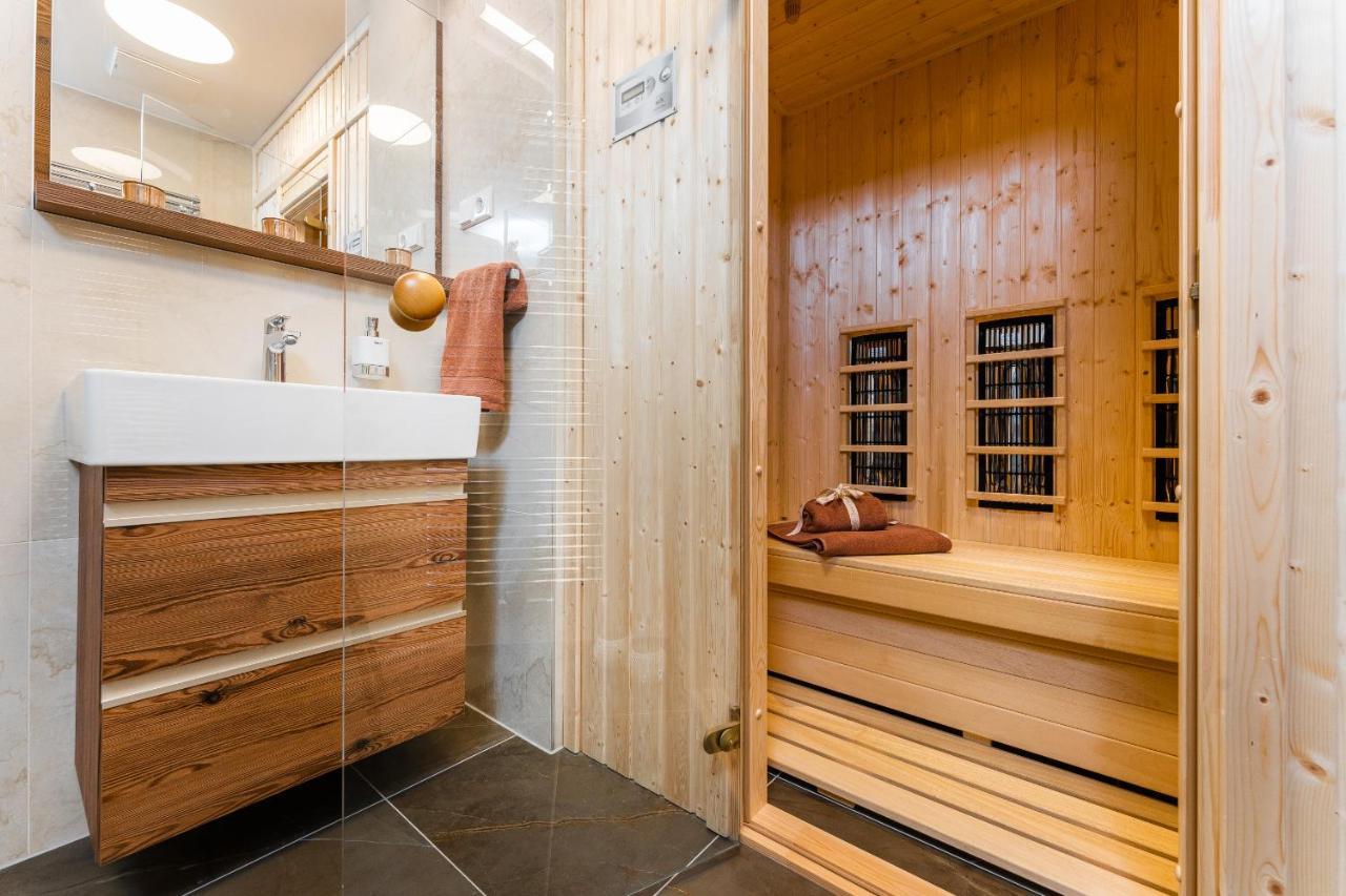 Residence Koubek - Apartmán A121 s infrasaunou Molo Lipno Lipno nad Vltavou Esterno foto